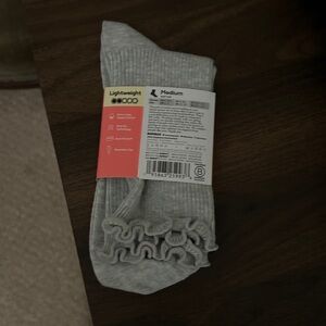 Bombas Lightweight ruffle half calf Socks in grey